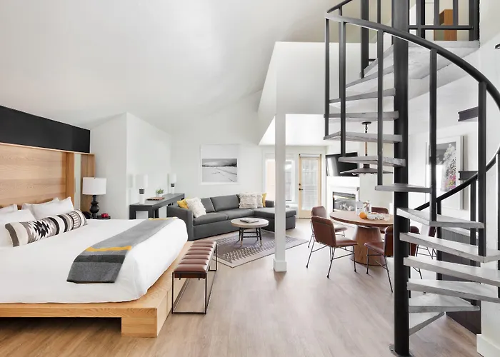 Gravity Haus Jackson Hole 3*